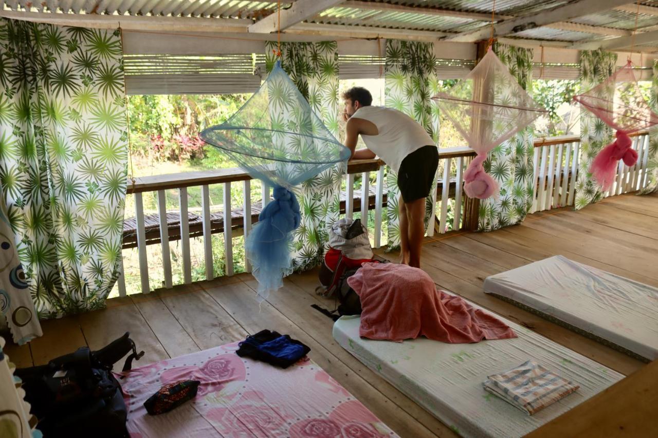 Bohol Hammock Hostel Batuan Extérieur photo